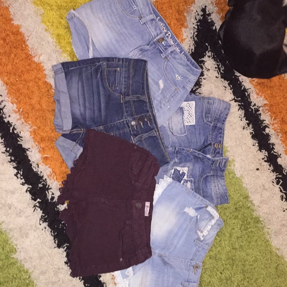5 pairs of jean shorts